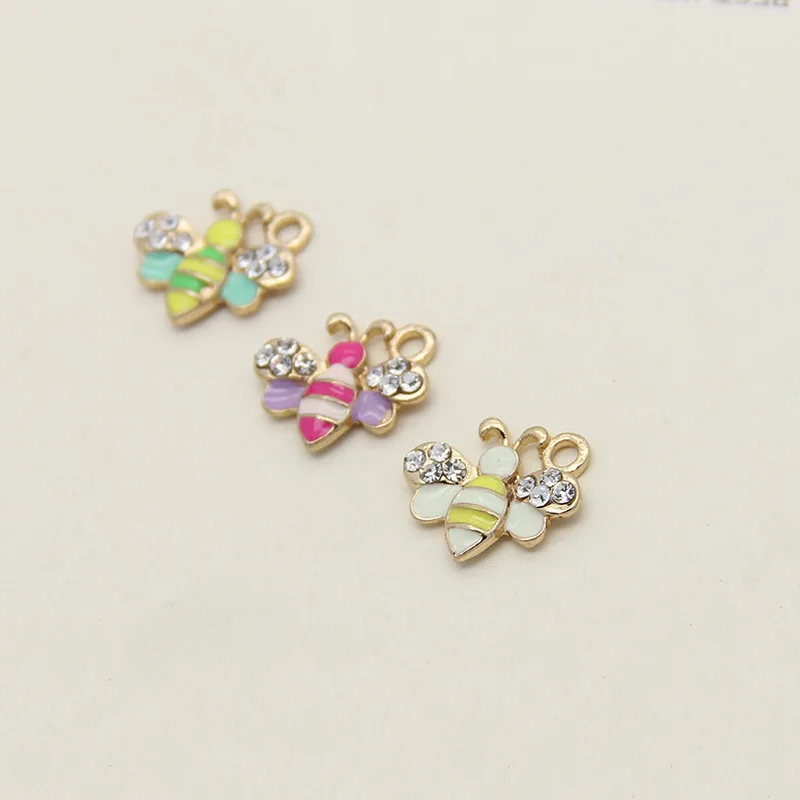

MRHUANG BEE Animal 10pcs Enamel Pendant Oil Drop Floating Charms fit DIY Bracelet Jewelry Accessory