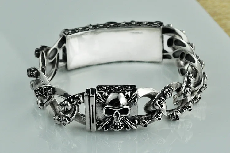 3497625651_1056729097