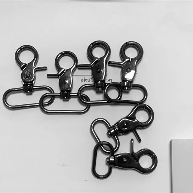 

2 Pics Bag Parts & Accessories Luggage Bag Buckle Snap Hook Dog Bag Hanger Metal DIY Bag Accessories 30% OFF