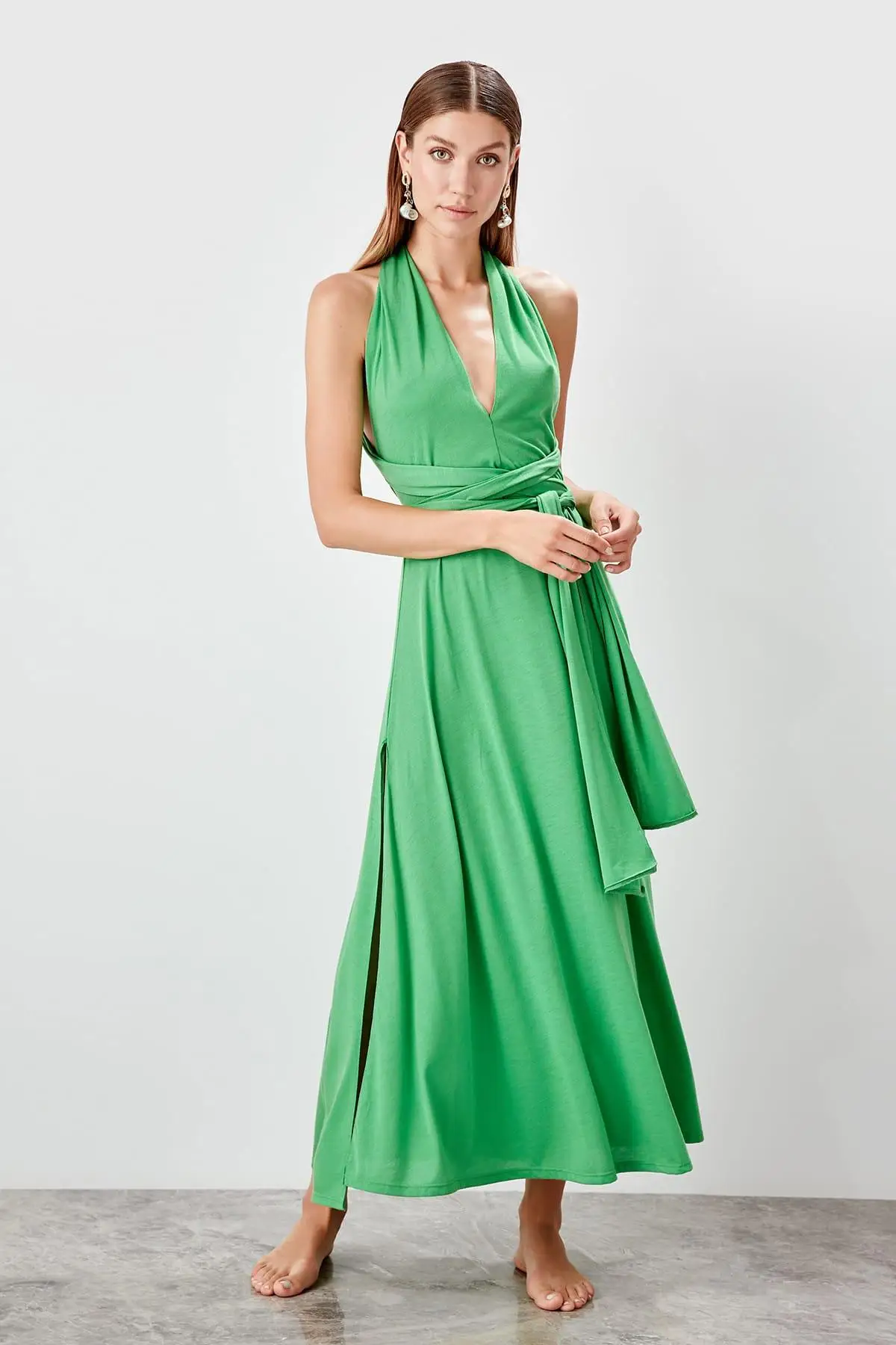 

Trendyol Green Halter-neck Dress TBESS19EP0010