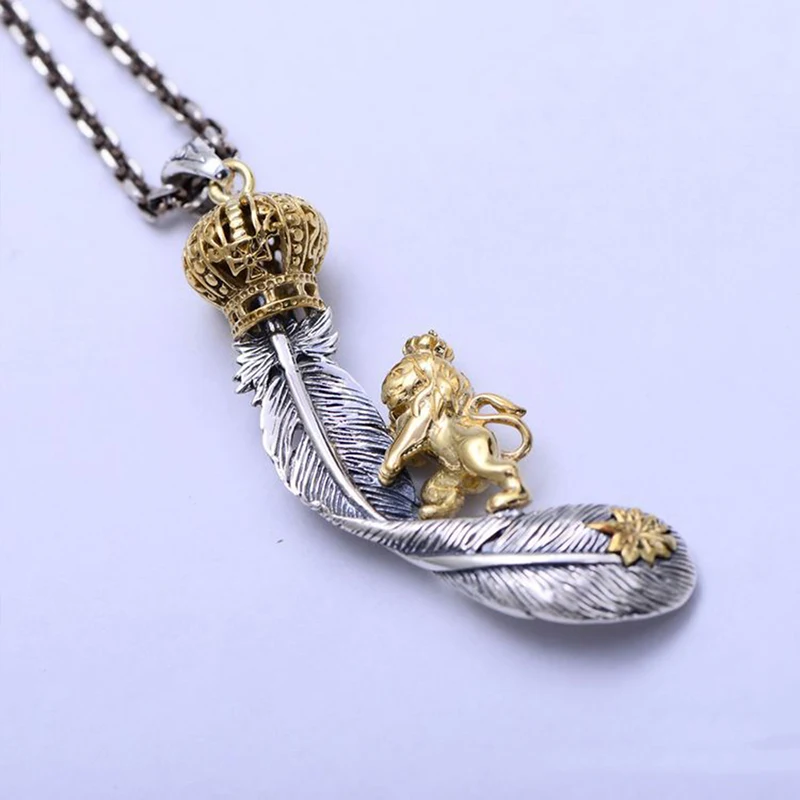 MetJakt-Vintage-Lion-Climbing-on-Crown-Feathers-Pendant-Solid-925-Sterling-Silver-Pendant-for-Necklace-Unisex (2)