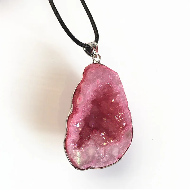 

Natural rose rainbow electroplated Crystal druzy gemstone geode crystals Pendant Necklace Healing natural stones and minerals