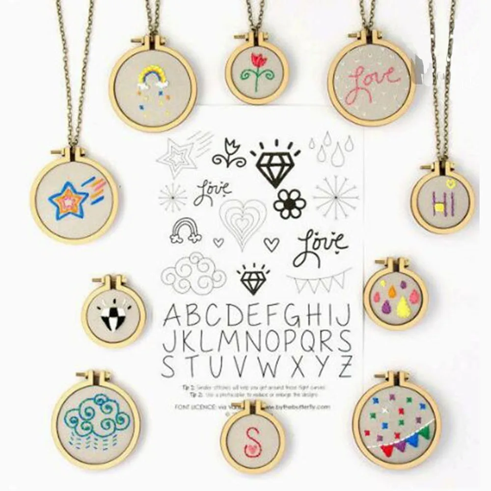 

1SET Mini Embroidery Hoop Wooden Embroidery Frame Small Hand Stitching Hoop Cross Framing Hoop Gift Earring DIY Crafts