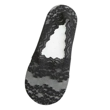 Летние популярные кружевные носки, популярные женские кружевные нейлоновые невидимые Нескользящие кружевные носки-лодочки с низкой посадкой, 1 пара