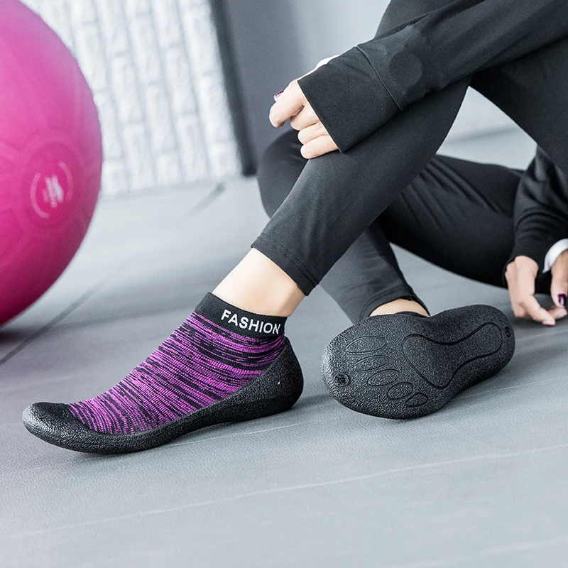 الصيف أحذية النساء تنفس أكوا أحذية الرياضة المنبع أحذية جوارب الغوص Chaussures فام الصيف أحذية النساء تنفس أكوا أحذية الرياضة المنبع أحذية جوارب الغوص Chaussures فام