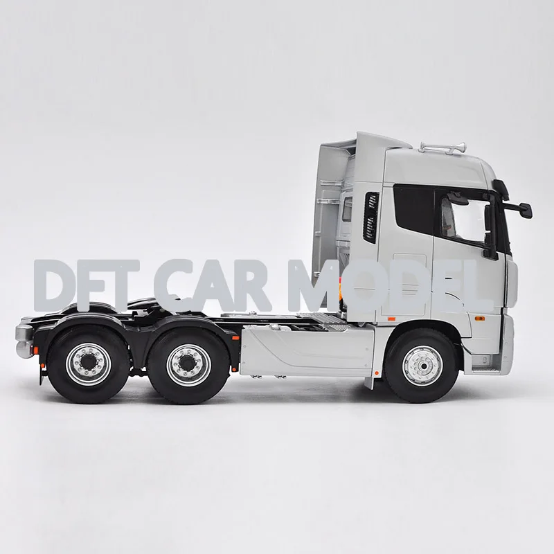 1:24 сплава игрушка Полноприводной трактор foton EST A автомобилей Грузовик модель