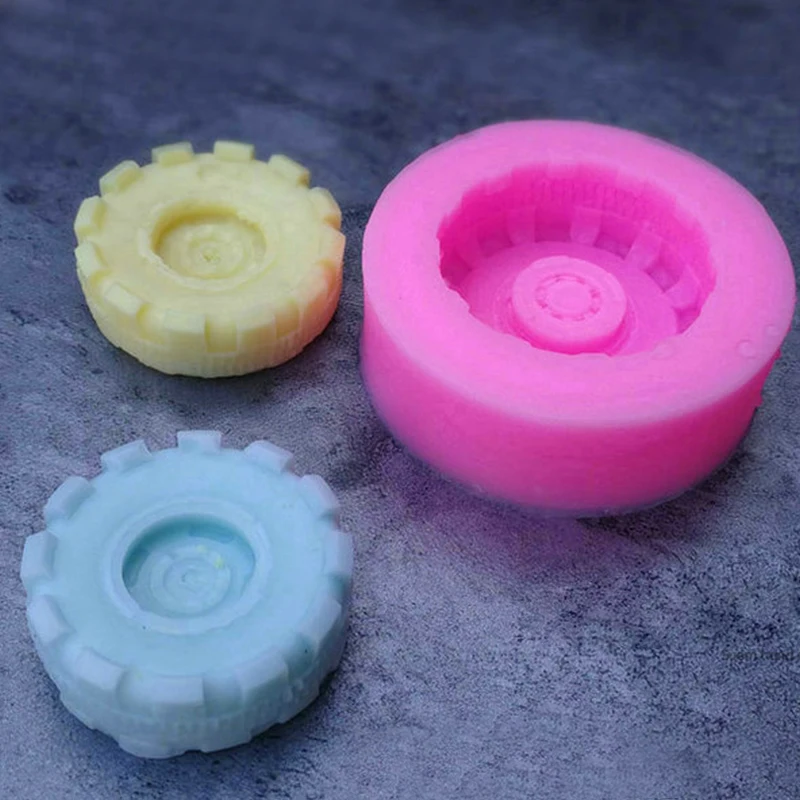 

4 Sizes Car Tyre Shape Silicone Cake Mold Baking Mould For Soap Candy Chocolate Cupcake Fondant Cake Decorating Gumpaste Tools