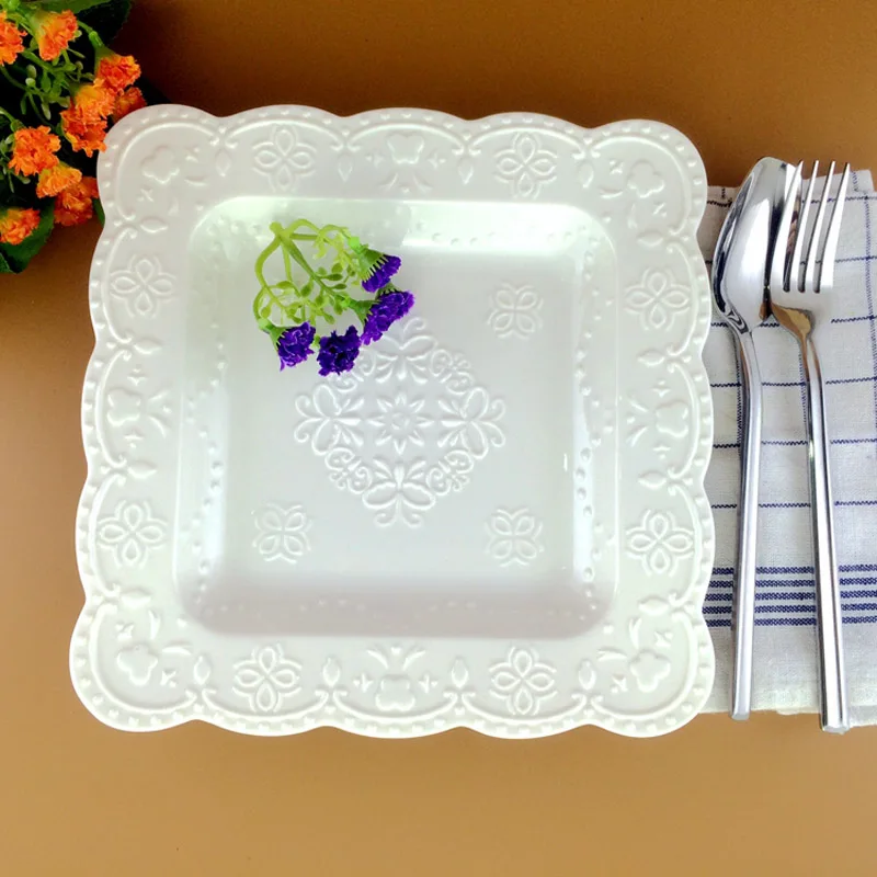 

Modern Style Elegant Engraving Bone China Dessert & Soup Plate with Lace Pattern for Dinner Party / Buffet
