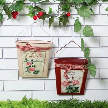 

Red beige Iron Flower Pot Wall Hanging Basket Pastoral Container Creative Gifts Garden Supplies
