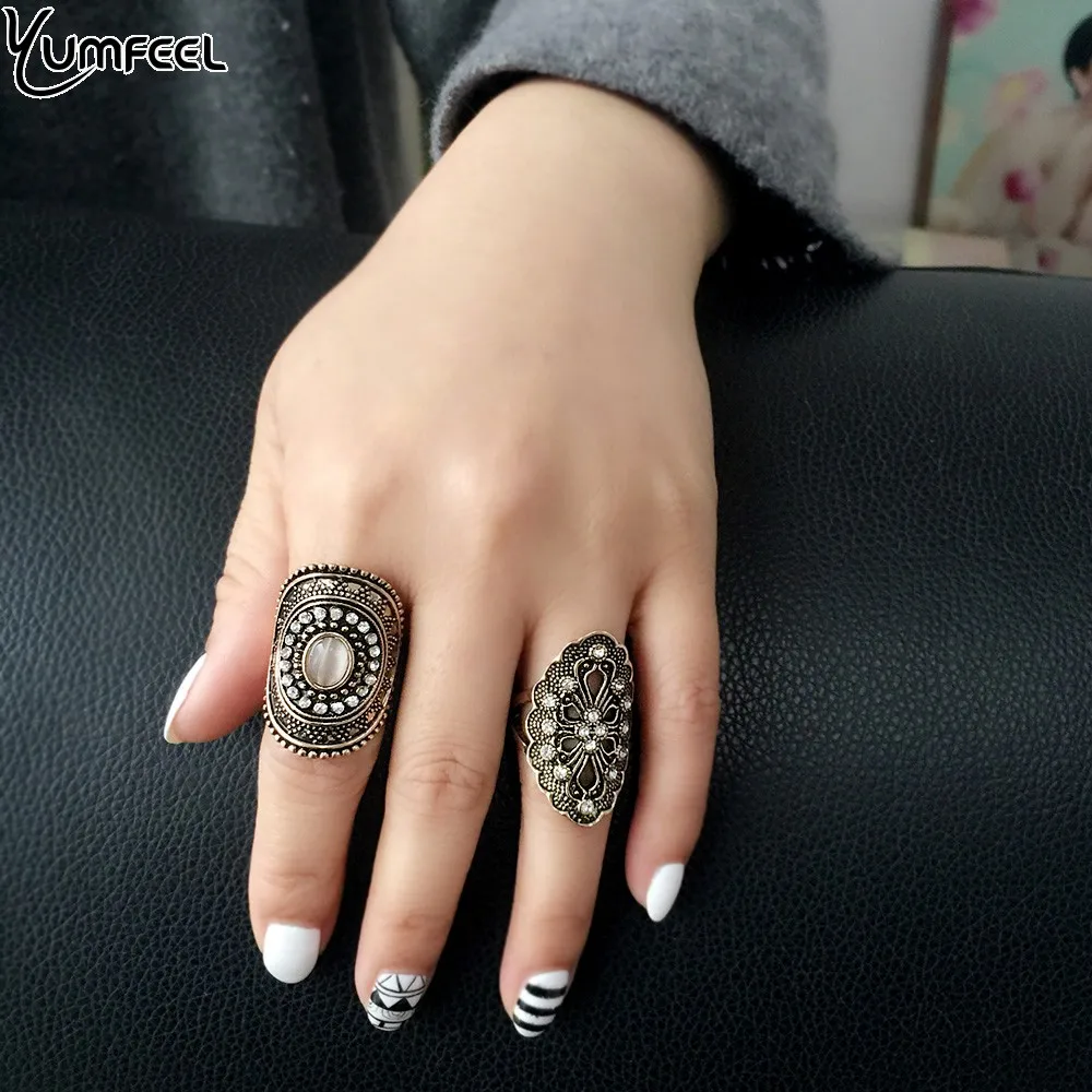 Yumfeel New Vintage Boho Jewelry Rings Metal with Antique Plated Crystal Ring Set for Women