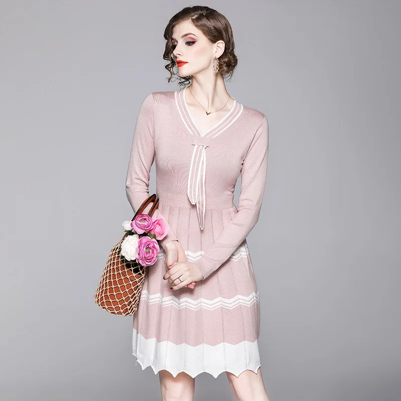 

2019 autumn woman dress fashion casual dress V-neck long-sleeved stretch sweater stitching ladies sweater dress g68