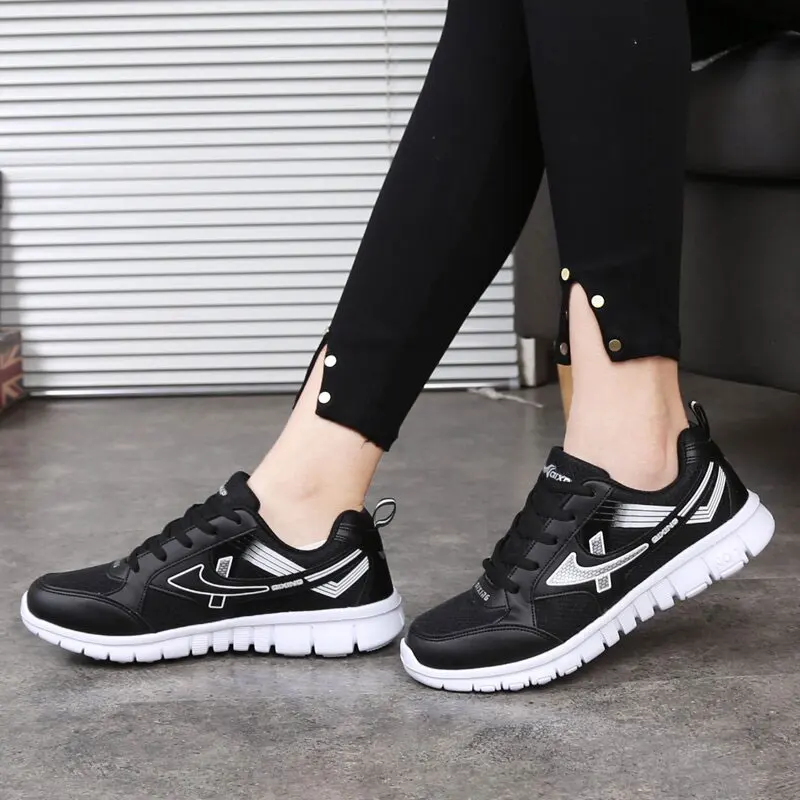 Tanie Buty damskie 2019 top quality kobiety buty do biegania kosz femme mesh oddychające sznurowane buty sportowe damskie sneakersy buty sportowe