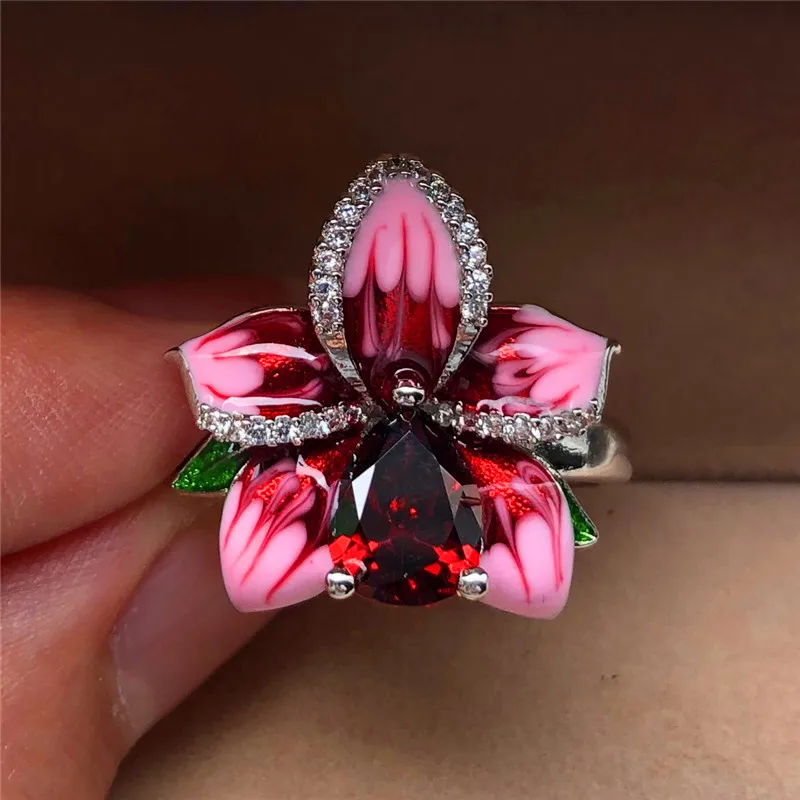 Милое женское кольцо с розовым цветком, модное свадебное кольцо с красным камнем, винтажные свадебные украшения, обручальные кольца для женщин