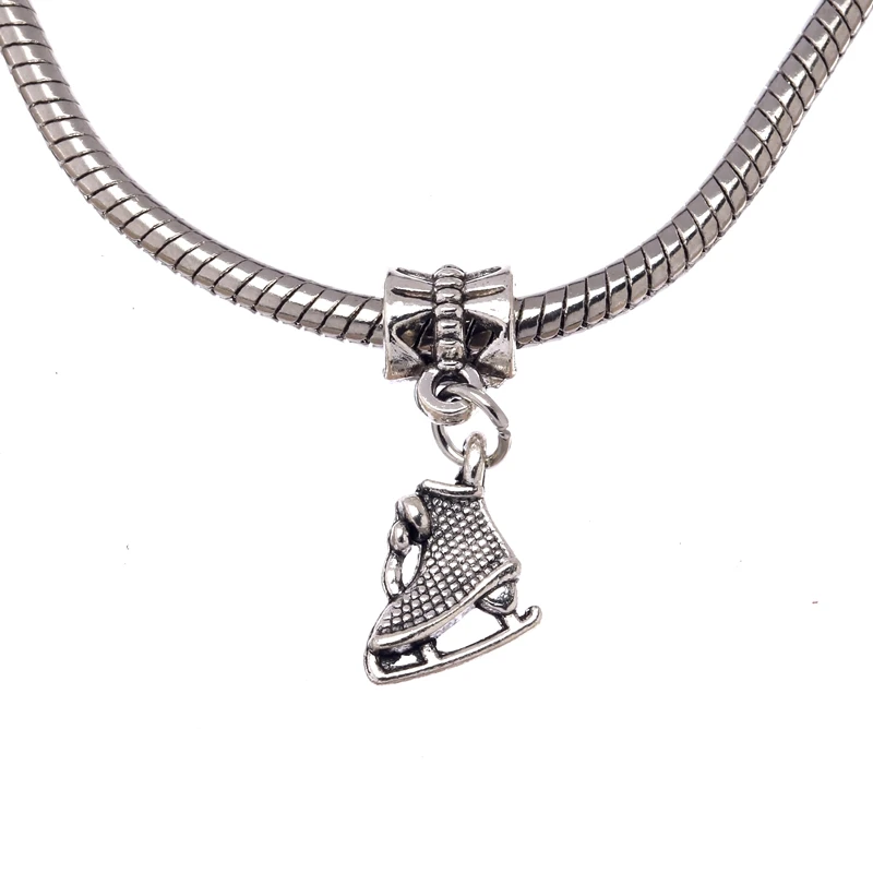 20pcs Roller Skate Shoes Charms For Bracelets Ice Skate Jewelry Skating Pendant