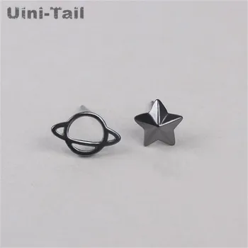 

Uini-Tail hot sweet 925 sterling silver planet five-pointed star stud earrings asymmetric black gold earrings girl favorite