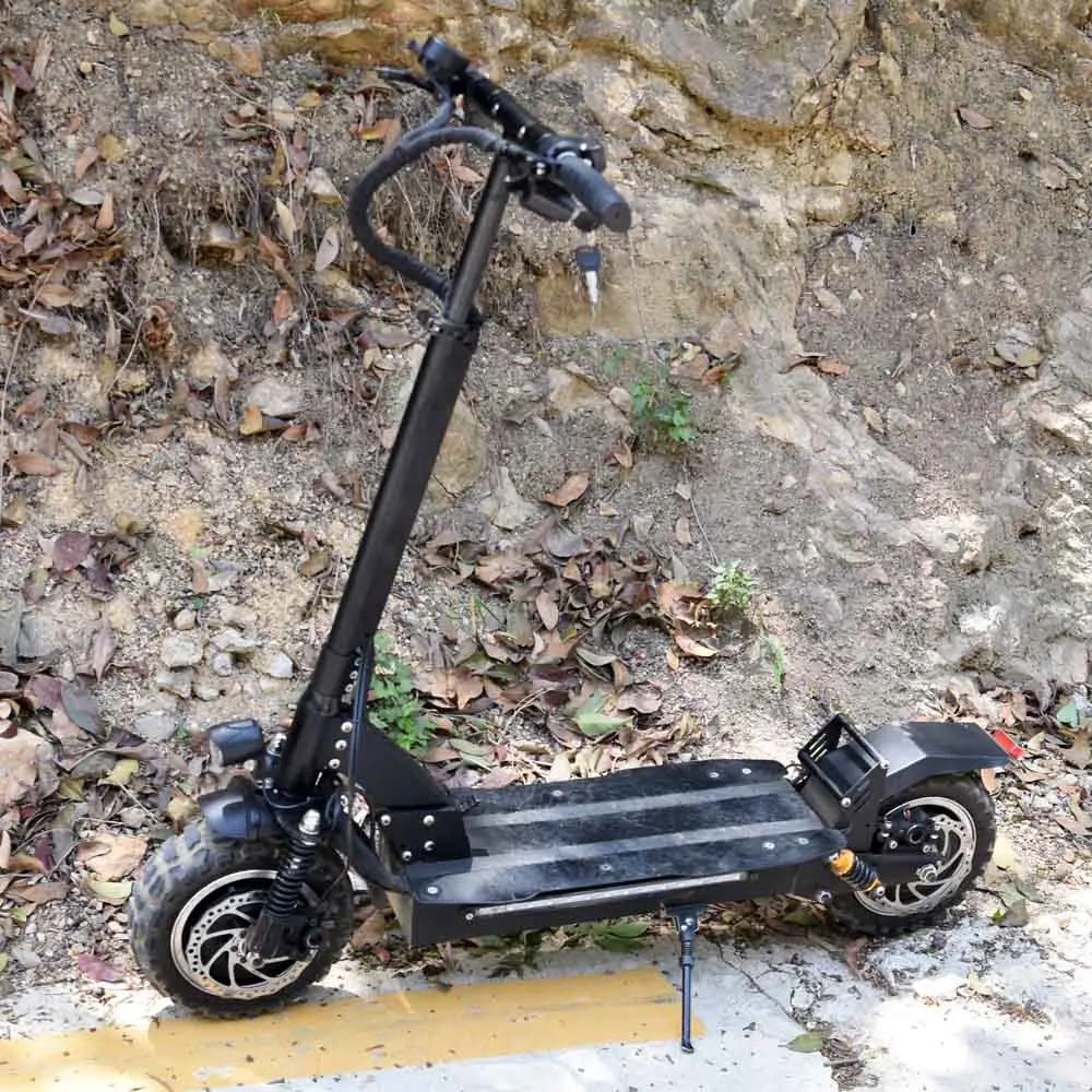 

electric skateboard 3200W 2 engine 26AH scooter with front and rear suspension and seat