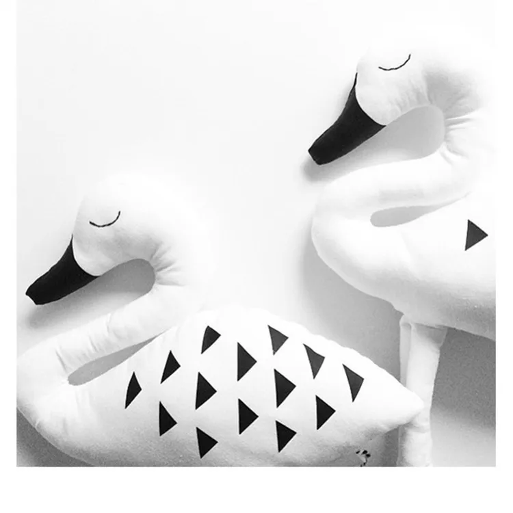 

Novelty Swan Plush Toy Cushion Lovely Photography Props Baby Pillow Bed Room Decor Kids Soft Doll Baby Calm Sleep Dolls Cushions