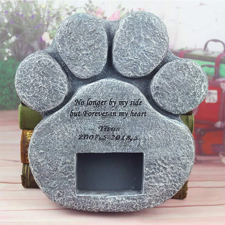 

Pet Tombstone Customized Resin Handicraft Animal Souvenir with Photo Frame for Puppy Tombstone