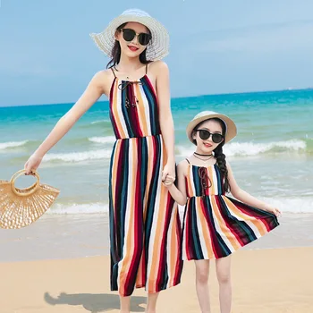 

Bohemian Mommy and Me Family Matching Dresses Mother Daughter Clothes Floral Cotton Mom Dress Kids Baby Girl Outfits Mum Sister
