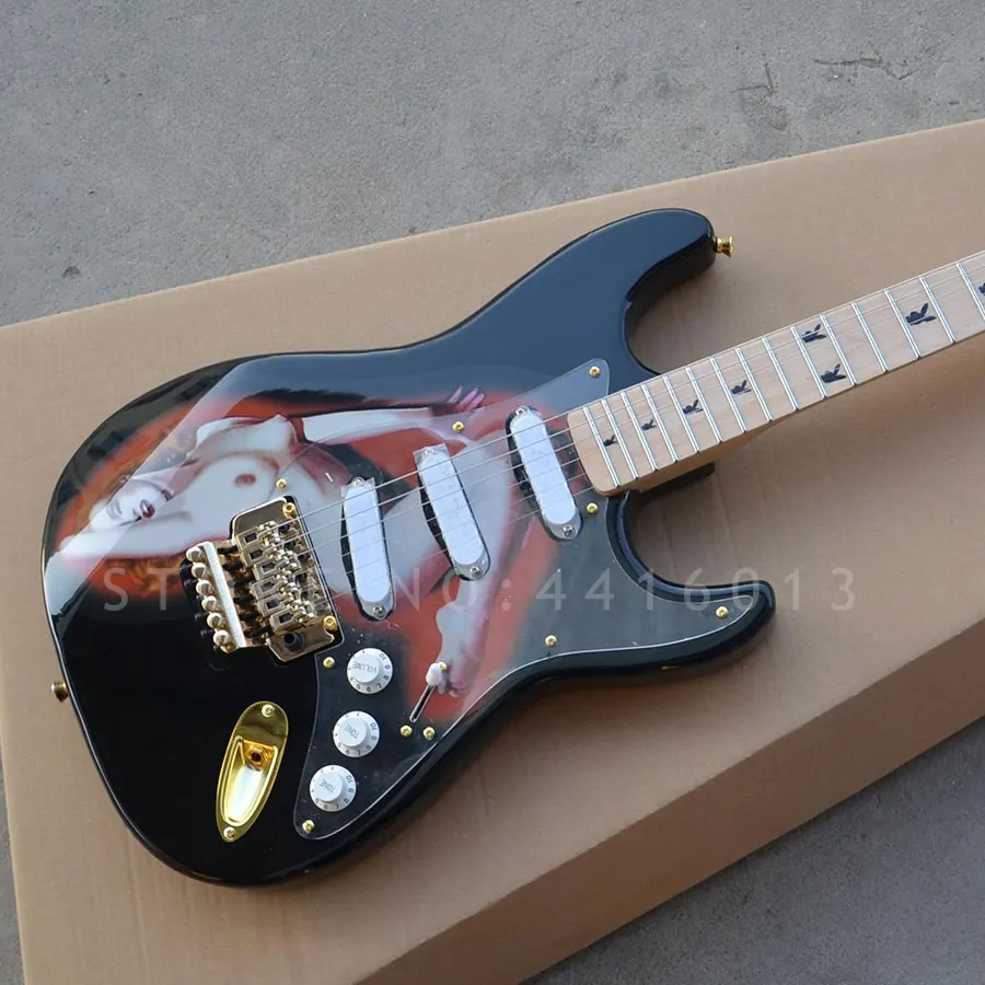 Marilyn-Monroe-ST-guitar