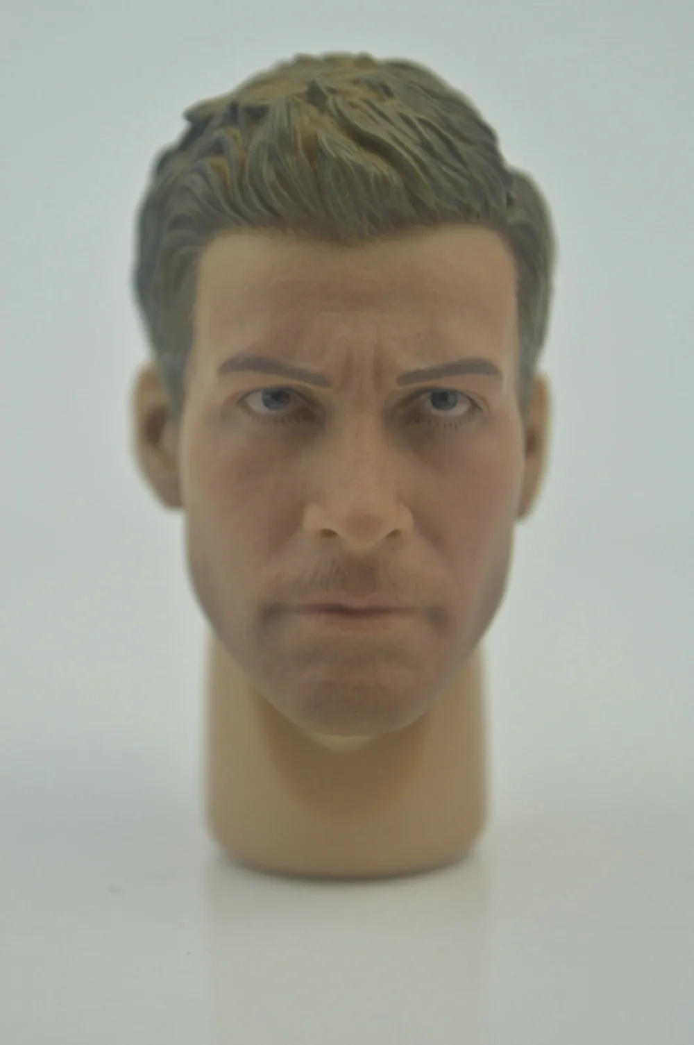 Custom 1//6 Scale Jake Gyllenhaal Head Sculpt For Hot Toys Narrow Shoulder Body