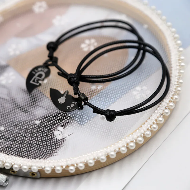 2PCs/set, 2019 New Couple Bracelets for Women and Men Black Stainless Steel Heart Two Halves Paired Bracelet Fashion Jewelry 2PCs/set, 2019 New Couple Bracelets for Women and Men Black Stainless Steel Heart Two Halves Paired Bracelet Fashion Jewelry