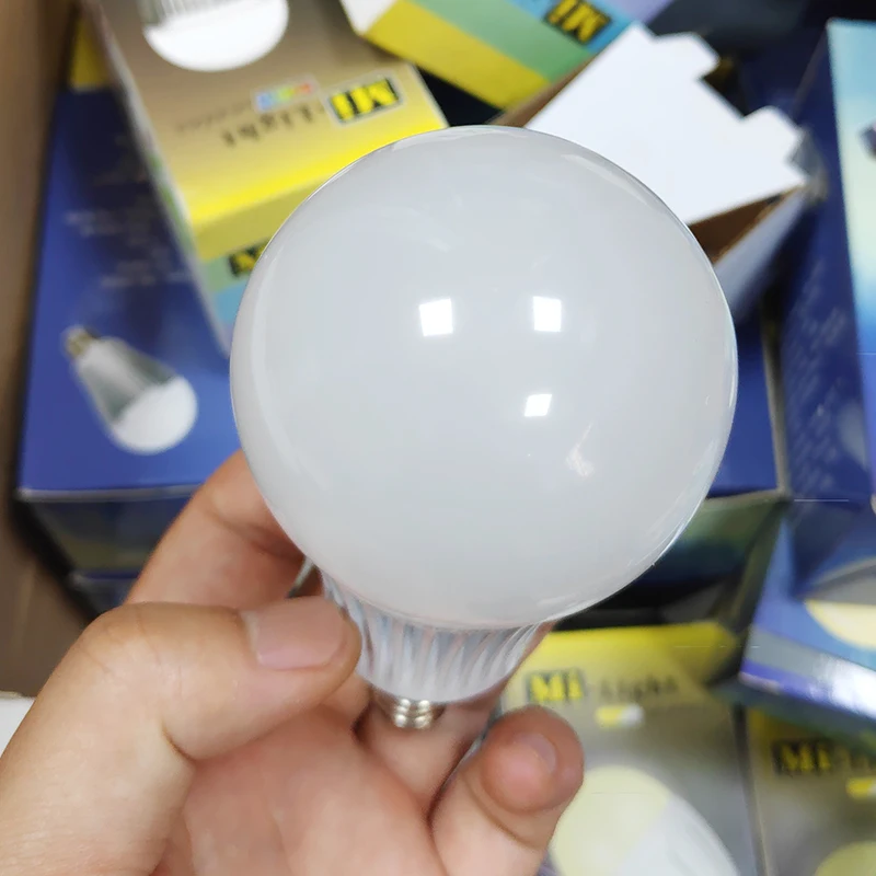 Инвентарная очистка E27 E14 Mi светильник Светодиодный лампа, CCT RGB RGBW все та же цена с доставкой, быстрая