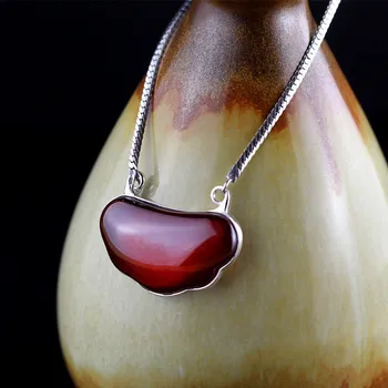 

Real Pure Silver 925 Pendant Necklace for Women Lock Shape Women Accessories Natural Garnet GemsStone Lucky Charm
