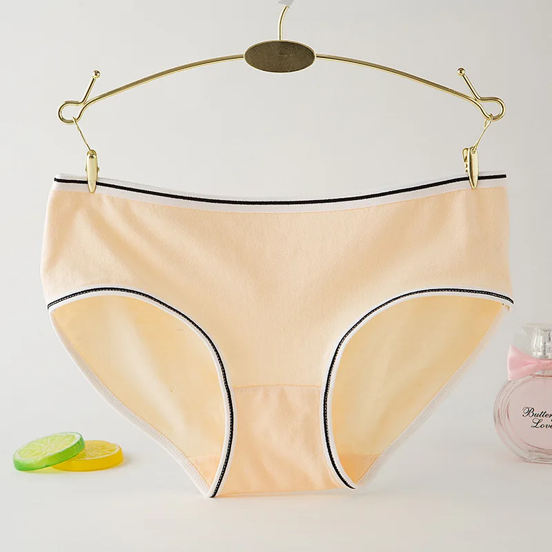 

Free Shipping Midwaist cotton panties for ladies Breathable plain color simple women's underwear S2001 LC
