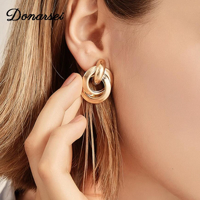 

Donarsei 2019 New Fashion Knot Stud Earrings For Women Double Circles Gold Metal Earrings Statement Jewelry