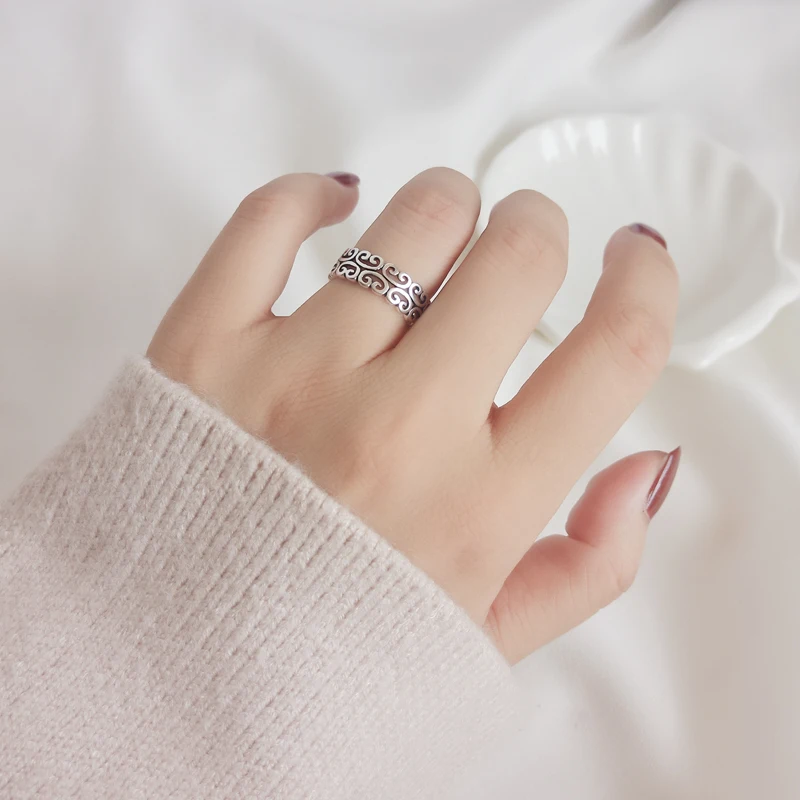 Женское кольцо серебряного цвета Bijoux Винтажное с регулируемым размером вечерние