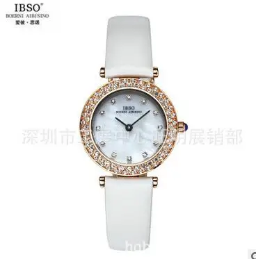 

Fine leather diamond small round dial with diamond waterproof quartz Ladies Watch