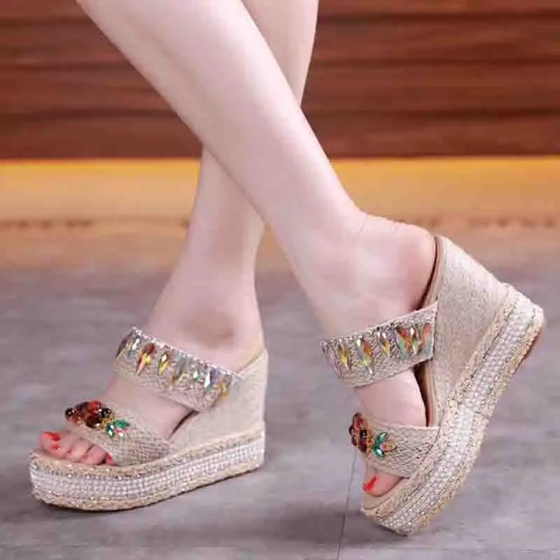 

Summer New Rhinestone Handmade Pearl Wedge Heel Platform Thick crust Open Toe High Heel Sandals 10CM High Heel Peep Toe Slides
