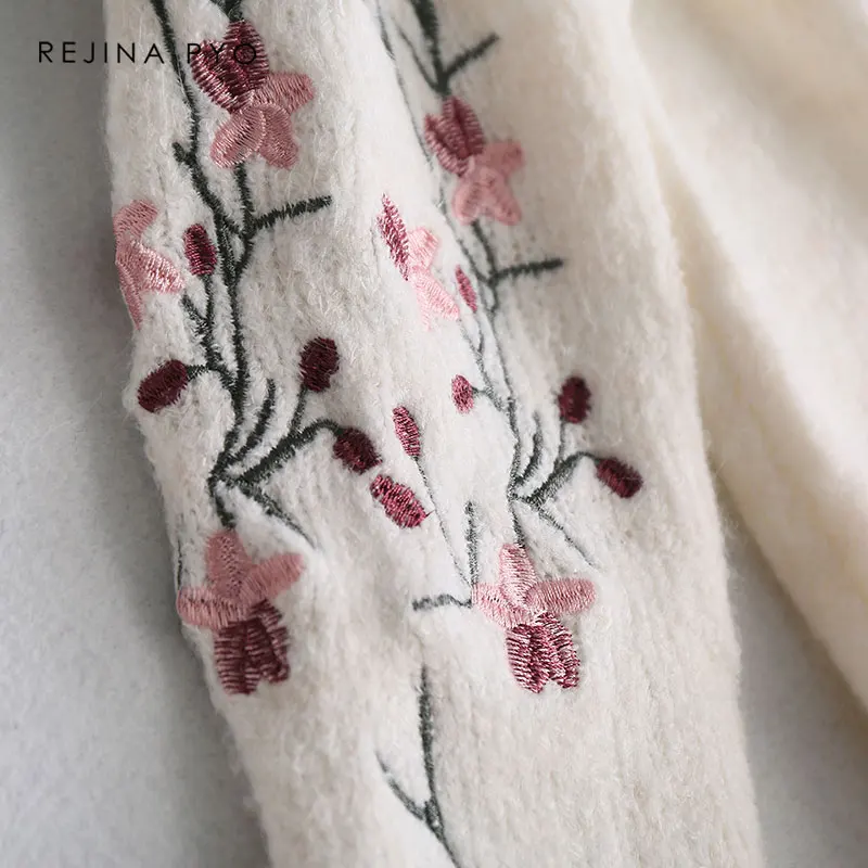 REJINAPYO Women White Embroidery Floral Knitted Sweater Female Loose O-neck Comfortable Sweater 2019 Spring New Arrival
