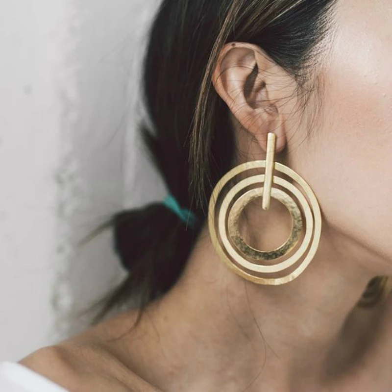 

New Fashion Personality Selling Earrings Women's Three Circles Earrings Kua Female Golden Big Earrings Accessories Wholesale