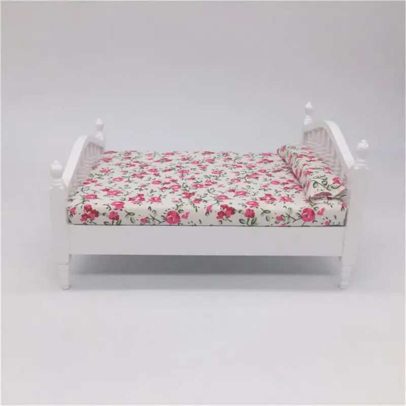 Премиум новые аксессуары для кукольного домика деревянная Двойная кровать для королевы с цветочным узором мини-мебель для 1/12 масштабная кукла