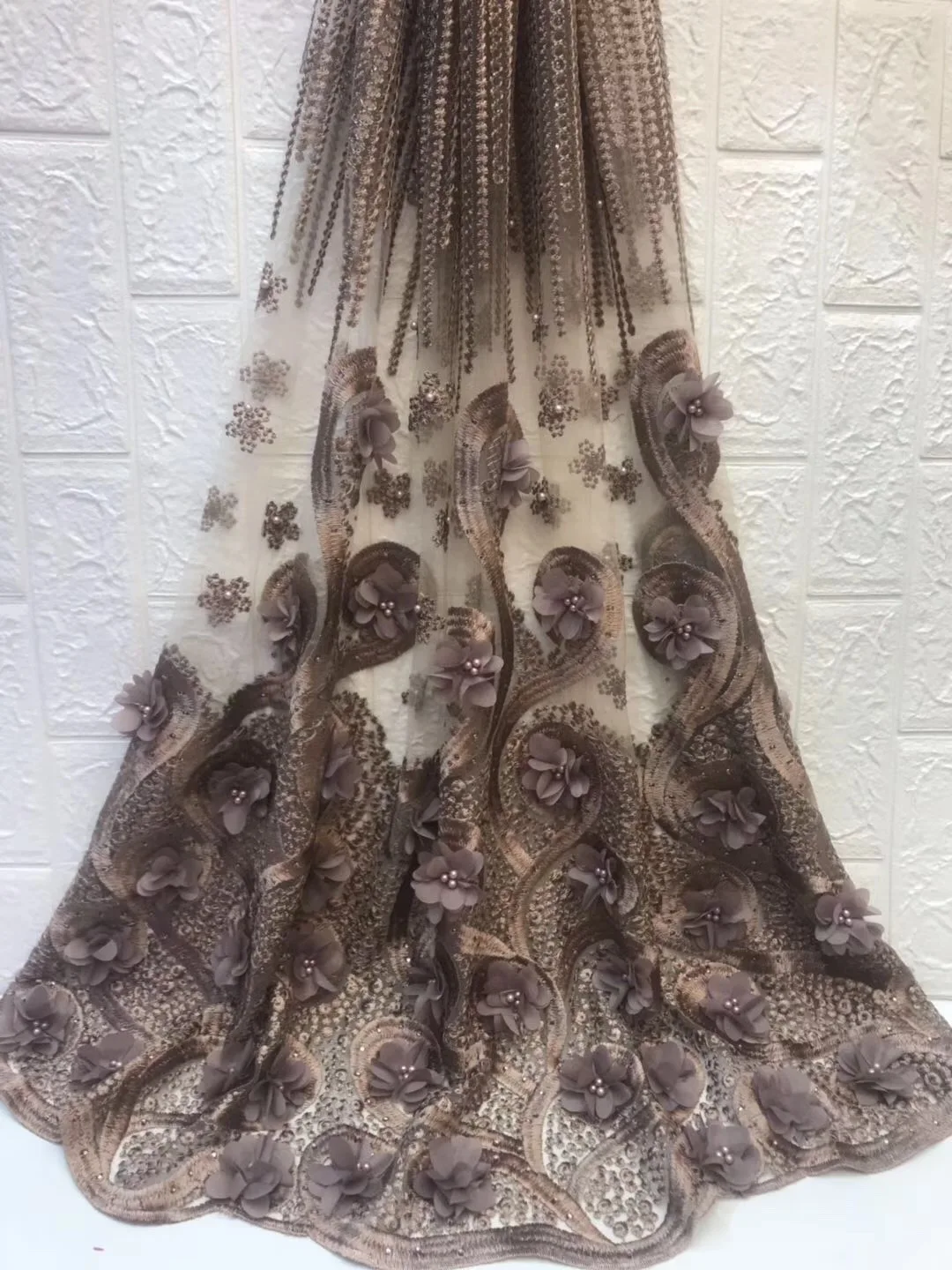 

High Quality African Tulle Lace Fabric Brown 3d Flowers Tulle Fabric Add Beads Stones Trim Design Women Dress Z28701