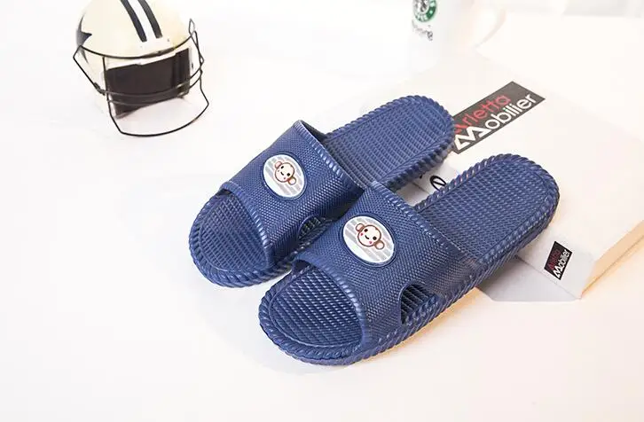 

Fashion Outdoor Men Lightweight Beach Shoes Waterproof Slippers Large Size Summer Slippers 214