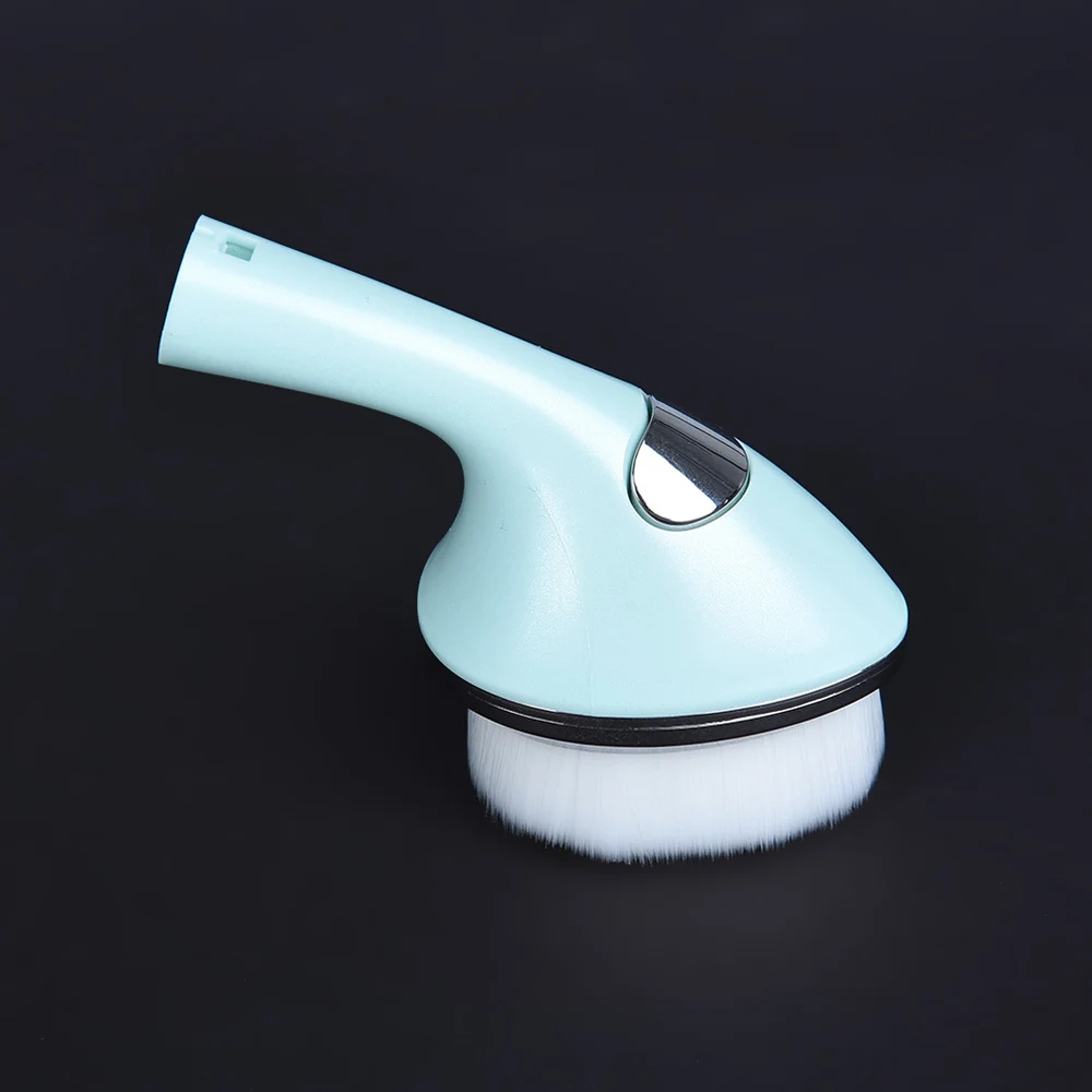 facial cleansing brush massage (3)
