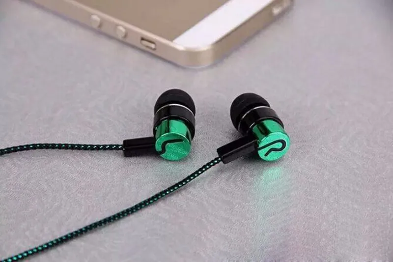 2096447453_1071611184