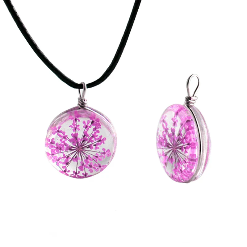 

Handmade Dried Flowers Specimen Pendant Necklace Transparent Resin Dried Flower Gypsophila Flat Glass Ball Choker Necklace