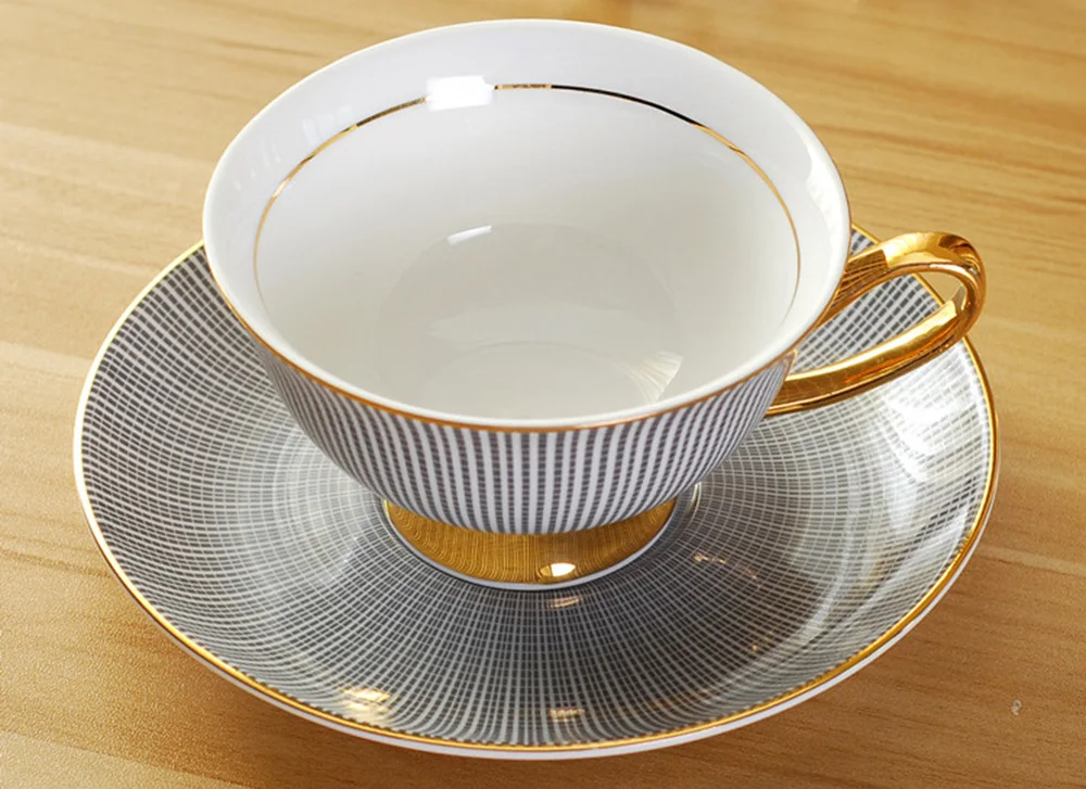 e pires festa em casa chá da tarde porcelana