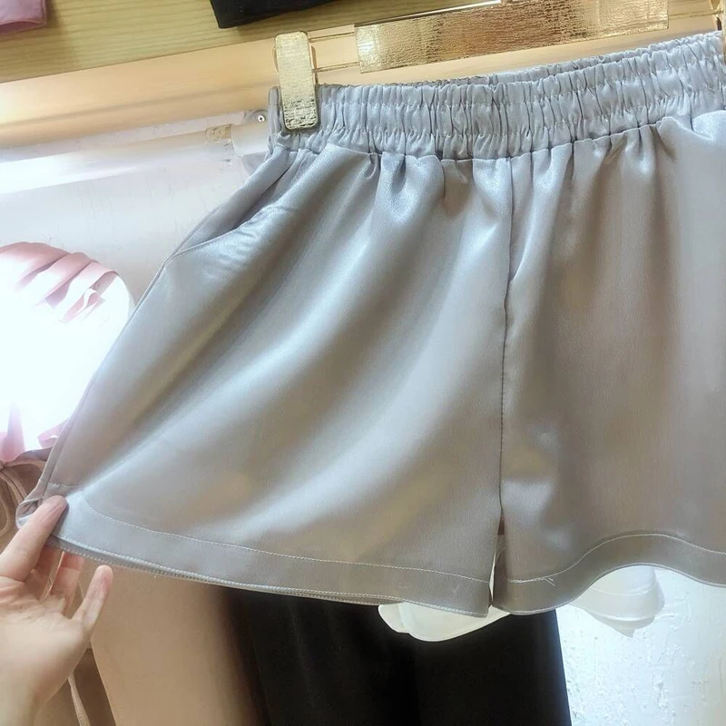 

Summer Shorts Elastic Band Beach Loose Short Slip Silk High Waist Shorts