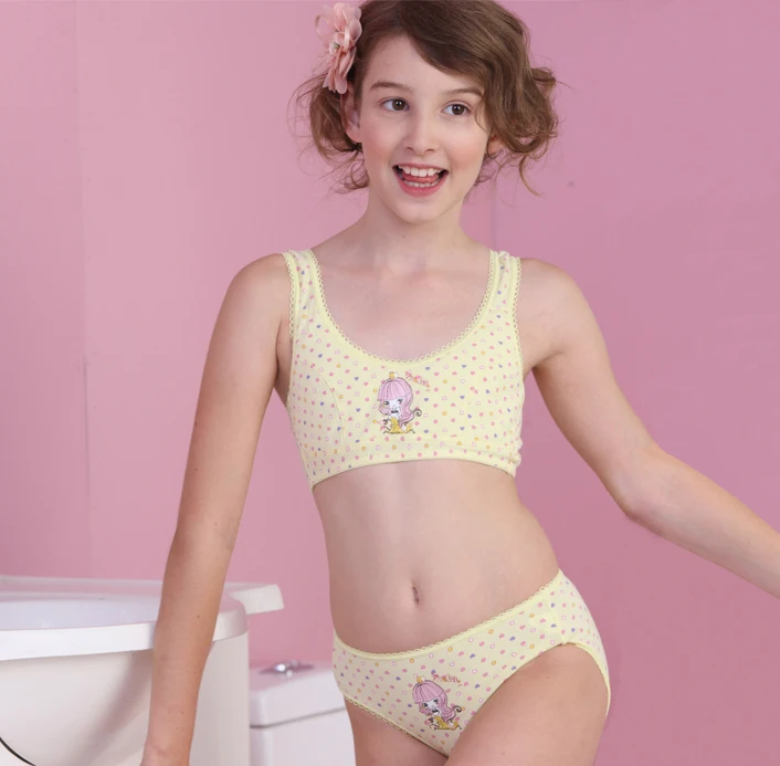 Girls In Underwear