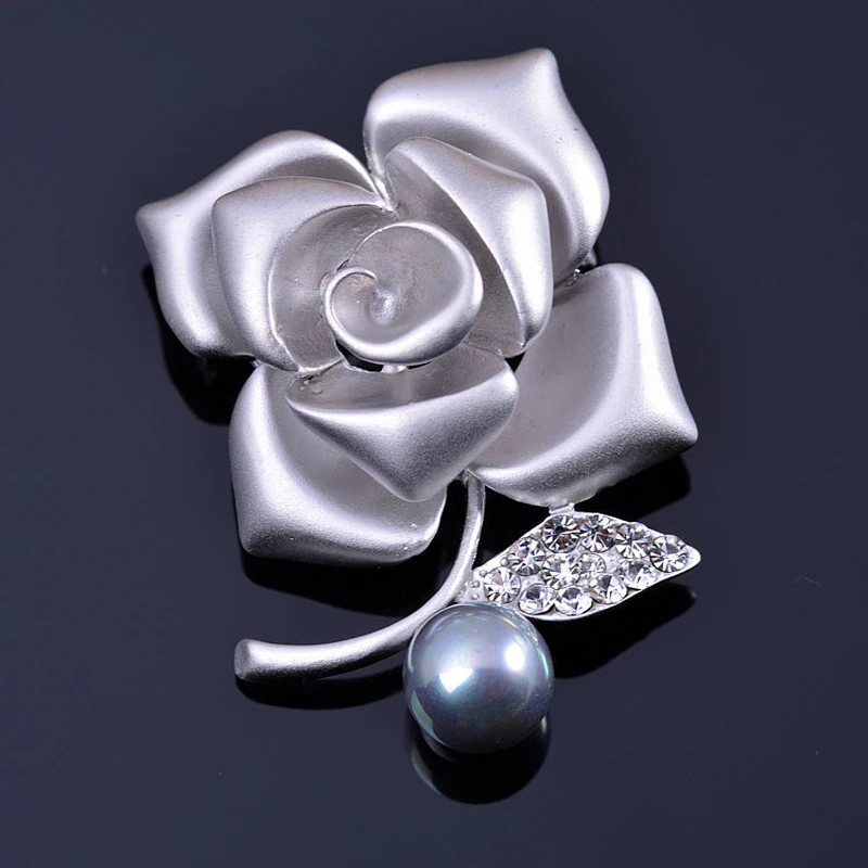 

Brooches Pins Fashion Rose Flower Branches Metal Pin Matte Gold Color Women Bouquet Silk Scarves Brooch Wedding Party Decoration