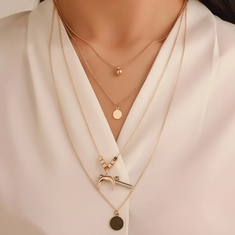 

New Layered Short Chokers Necklaces Women Moon Wafer Pendant Necklace Women Silver Set Bohemian Female Necklace Jewelry