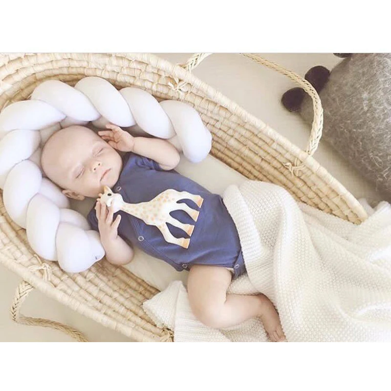 

1-3M Baby Soft Handmade Nodic Knot Newborn Bed Bumper Long Knotted Braid Pillow Baby Bed Bumper in the Crib Infant Room Decor