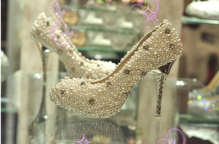 Ультрароскошная Свадебная обувь со стразами; Свадебная обувь; атласная обувь на высоком каблуке-шпильке с закрытым носком и искусственным жемчугом; обувь для вечеринок - Цвет: White 10cm Heels
