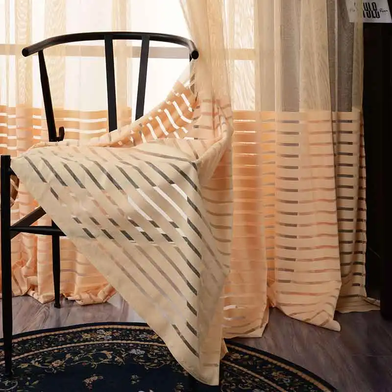 Striped-Curtain1