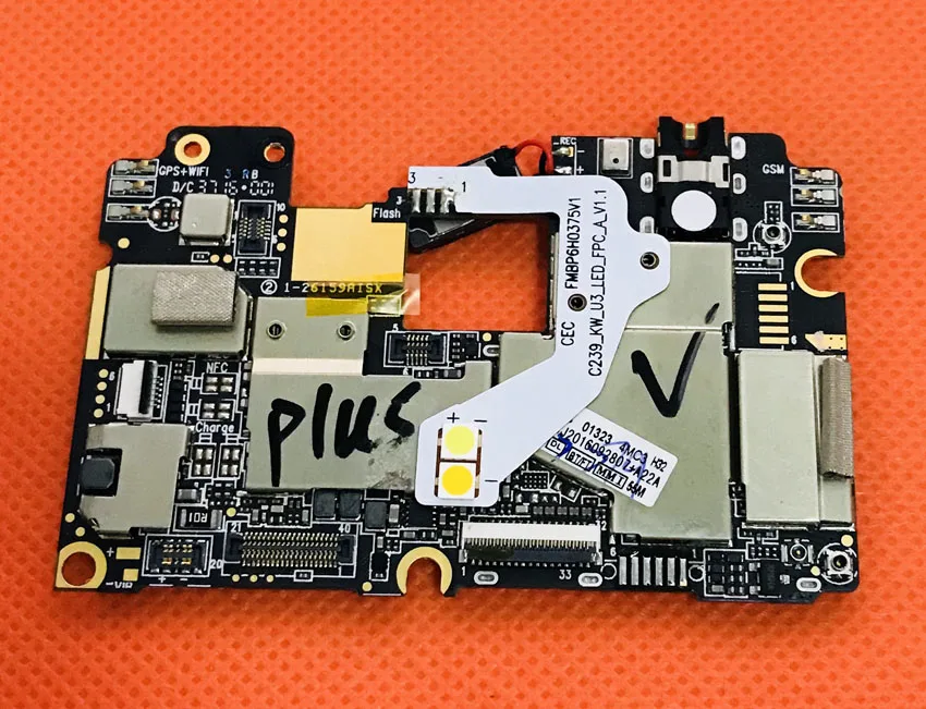 

Used Original mainboard 4G RAM+32G ROM Motherboard for UMI Plus 5.5" FHD MTK6755 Helio P10 Octa Core Free shipping